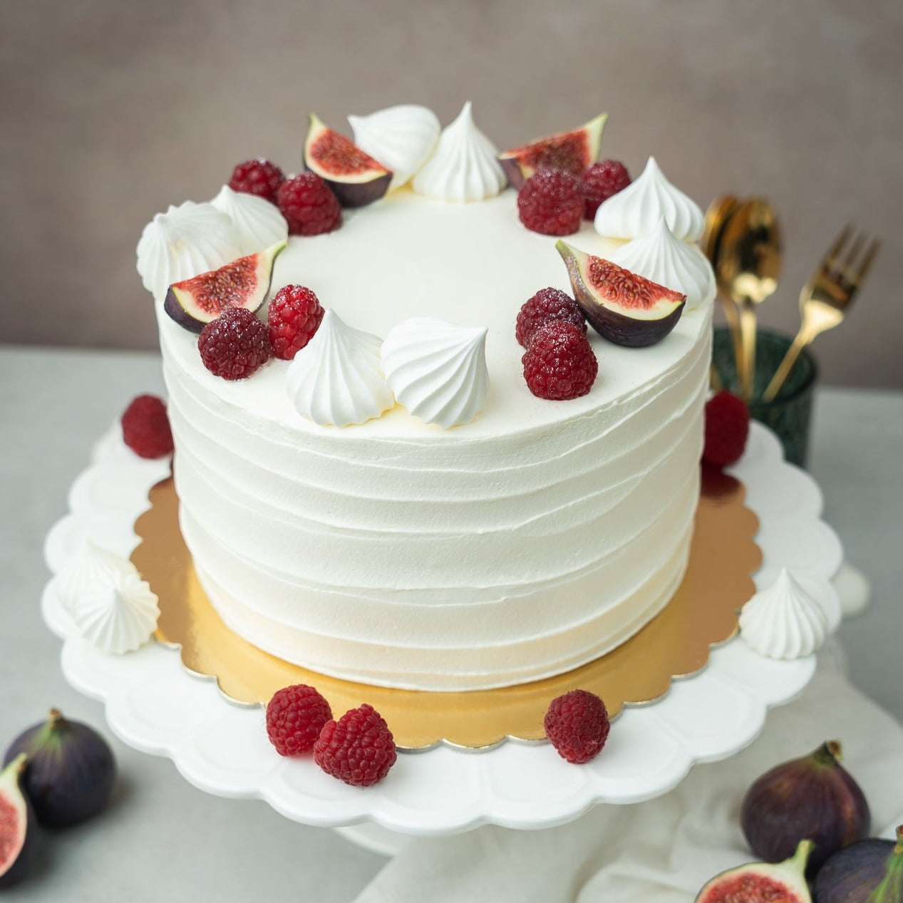 Tort Mango-Marakuja i Czarna Porzeczka